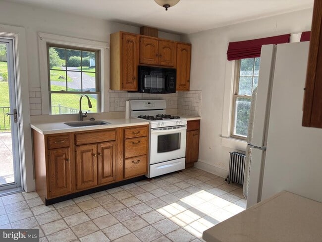 Building Photo - 4087 US-202