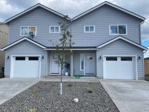 Building Photo - 1014 Peach Rd