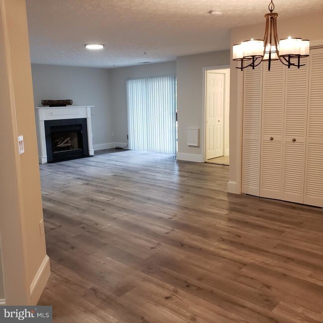 Building Photo - 3708 Excalibur Ct