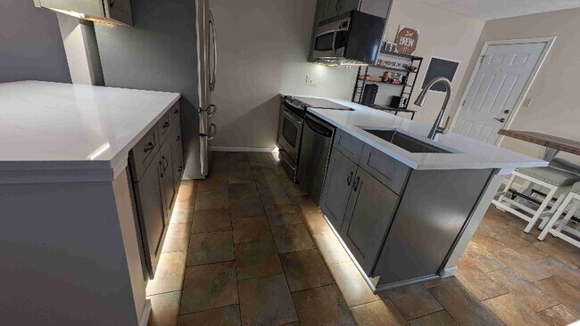 Photo - 144 Villa Dr Townhome