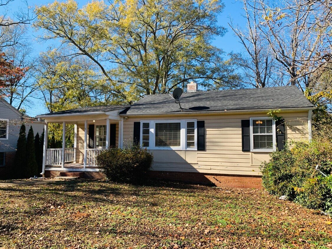 Foto principal - 613 N Greenwood St