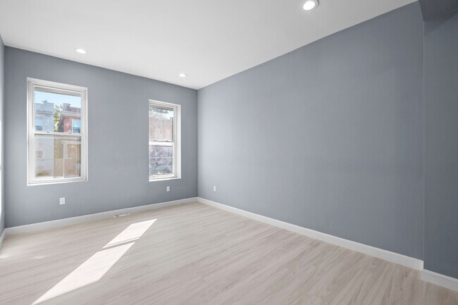 Building Photo - 3241 Pennsylvania Ave