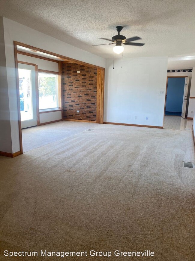 Building Photo - 2 br, 1.5 bath House - 910 Redgate Rd