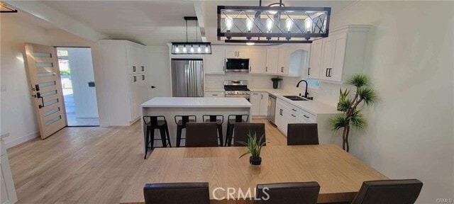 Building Photo - 821 N Mountain View Pl