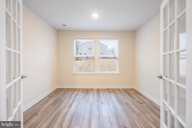 Foto del edificio - 923 Magnolia Ln