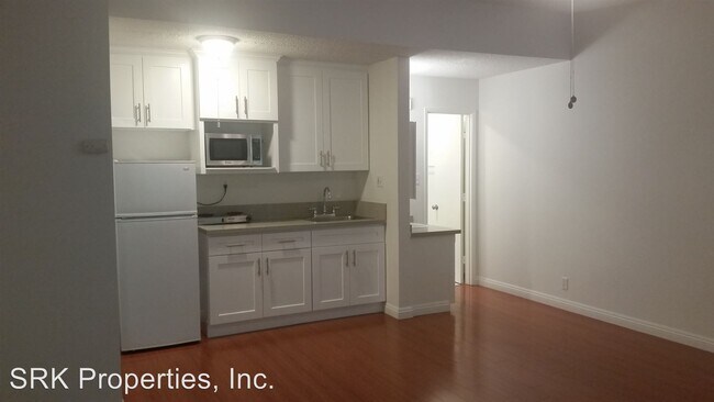 Foto del edificio - 3615 Keystone Ave