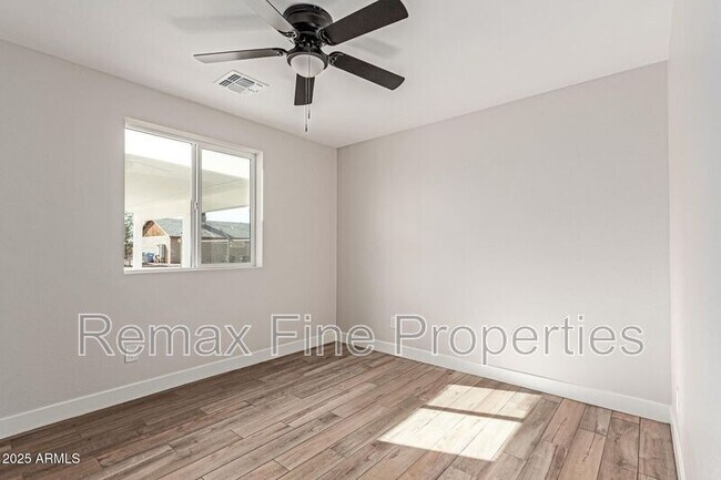 Building Photo - 6421 S 23rd St