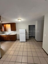 Building Photo - 3841 N Thomas Ave