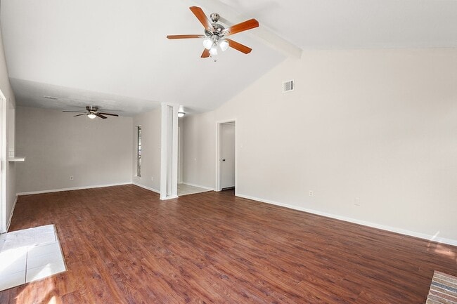 Building Photo - 22307 Red River Dr