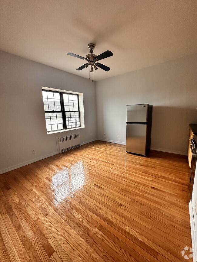 Apartments under 2,000 in Long Beach, NY 7 Rentals