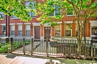 Building Photo - 353 E Eastgate Pl