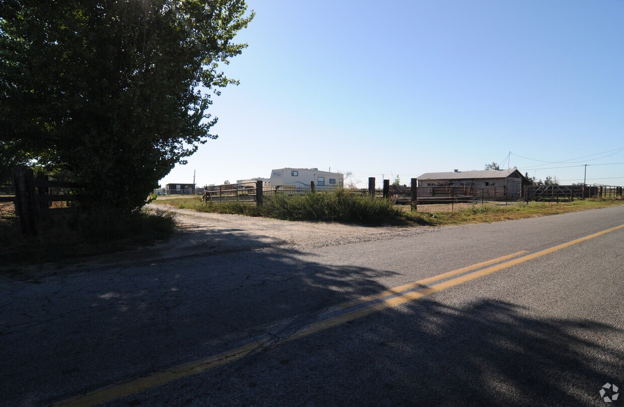 Foto del edificio - 7800 S Prairie Flower Rd