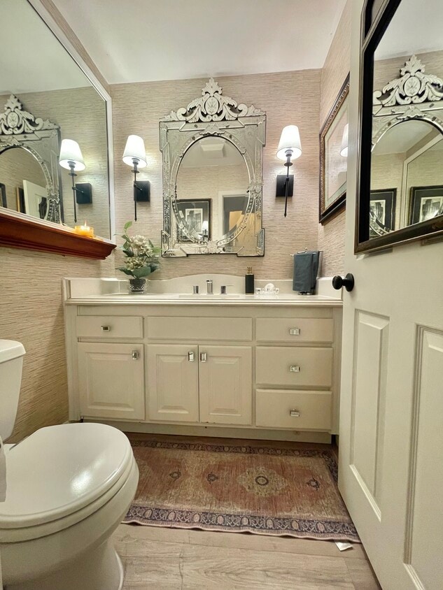 Guest bathroom - 221 Santa Rosa Ct