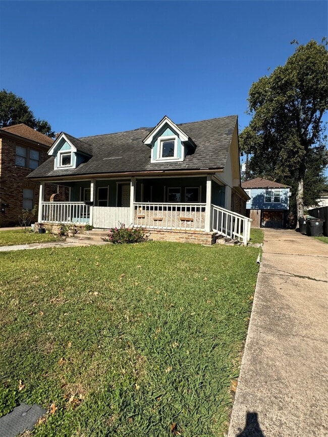 Building Photo - 1411 Godwin St