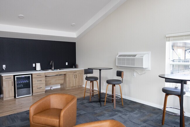 Foto del edificio - NEW Elmview Apartments