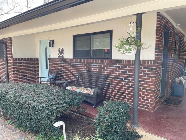 Foto del edificio - 3499 Fairway Dr