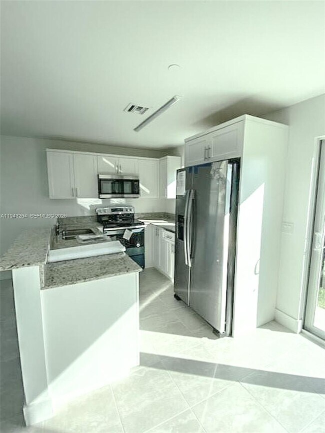 Foto del edificio - 715 N 59th Ave