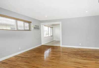 Primary Photo - 11549 Sylvan St