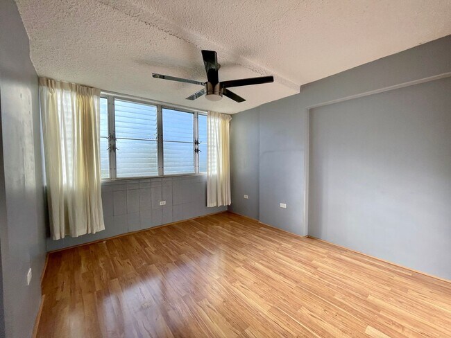 Foto del edificio - Convenient City Living – Renovated 1BR/1BA...