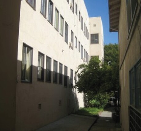 Foto del edificio - Loma Manor