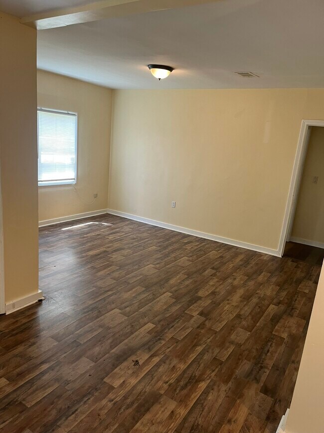 Foto del edificio - 926 Claiborne Ave