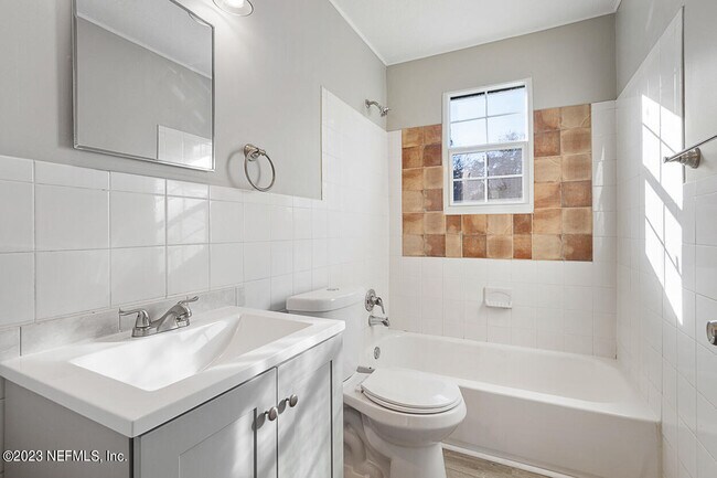 Foto del edificio - 524 E 60th St