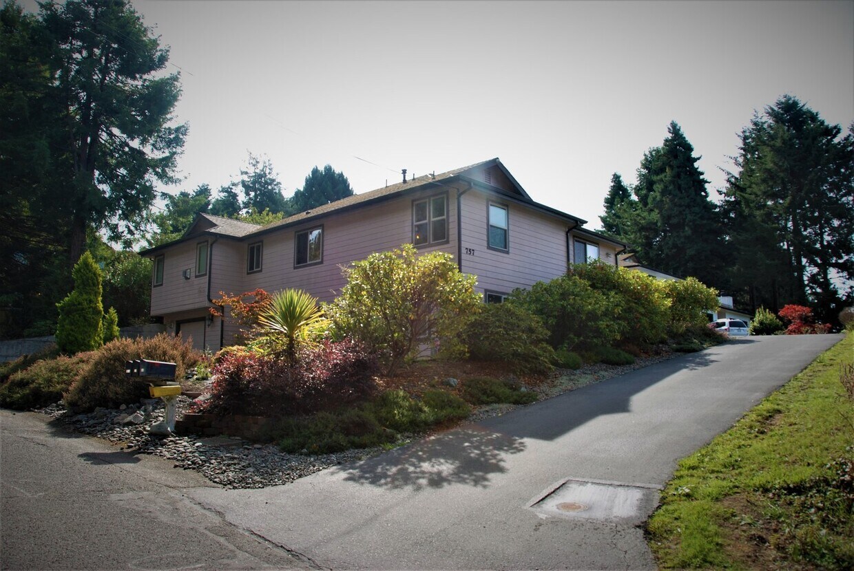757 Park Ave Unit House, Arcata, CA 95521 Room for Rent in Arcata, CA
