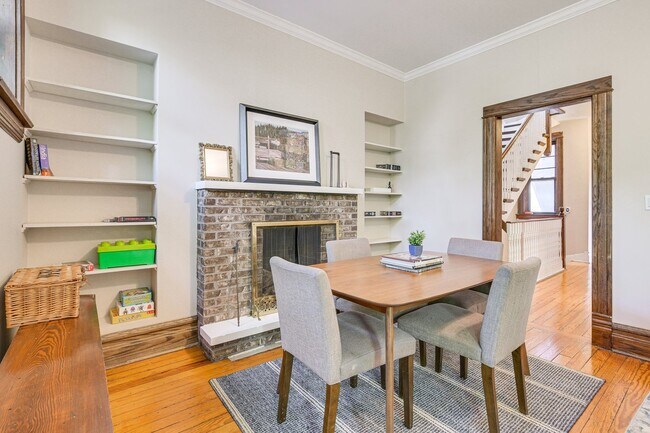 Foto del edificio - 5429 S Blackstone Ave