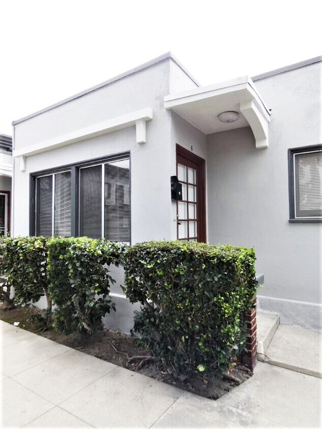 Foto principal - 910 Pine Ave