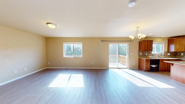 Building Photo - 3821 Reindeer Cir