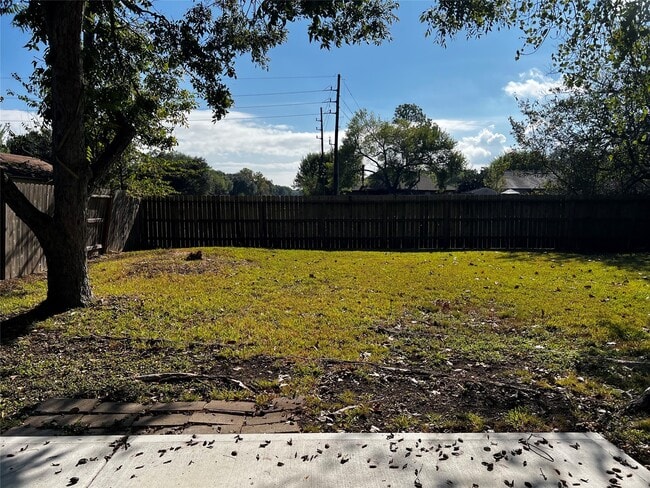 Building Photo - 306 Tara Plantation Dr