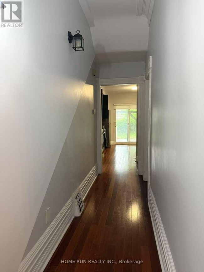 Photo du bâtiment - 191 Pretoria Ave