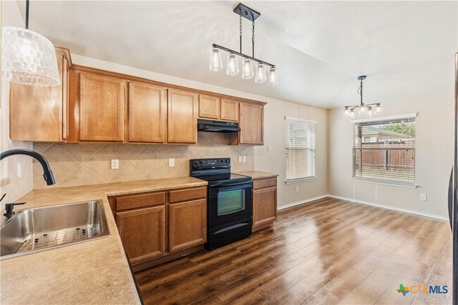 Building Photo - 9816 Tully Weary Ln