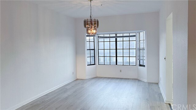 Foto del edificio - 626 W Naomi Ave