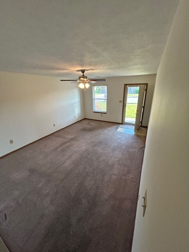 Foto del edificio - Black Friday Move-in Special! Up to $500 off!