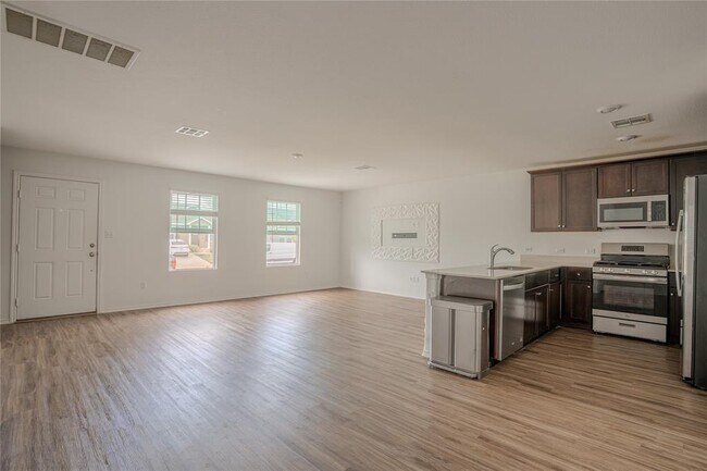 Foto del edificio - 14005 Mussel Rn