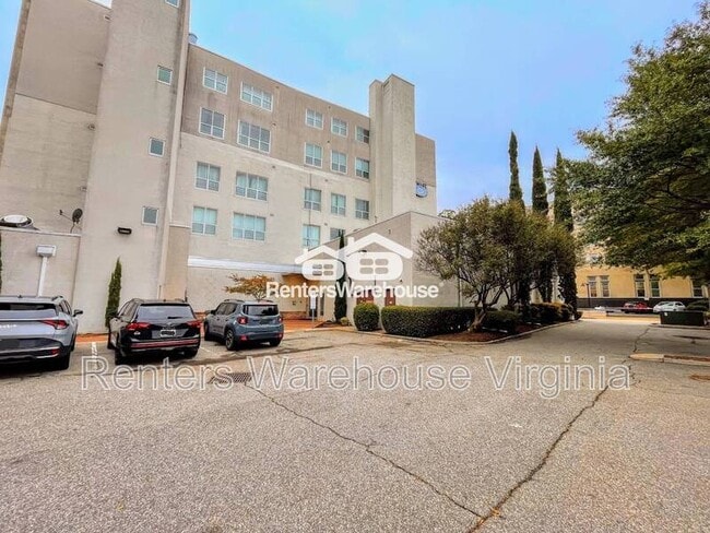 Photo - 500 Granby St House