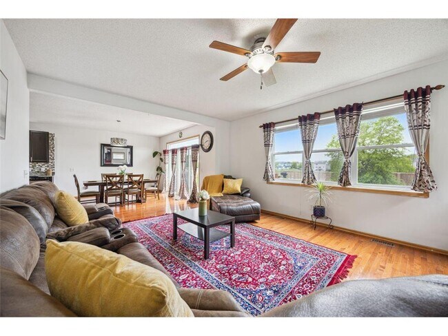 Foto del edificio - 12332 3rd St NE