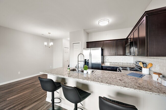 Foto del edificio - Brickhaven Townhomes