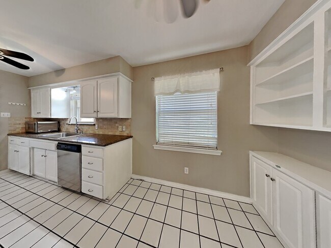 Foto del edificio - 204 Murray Ln