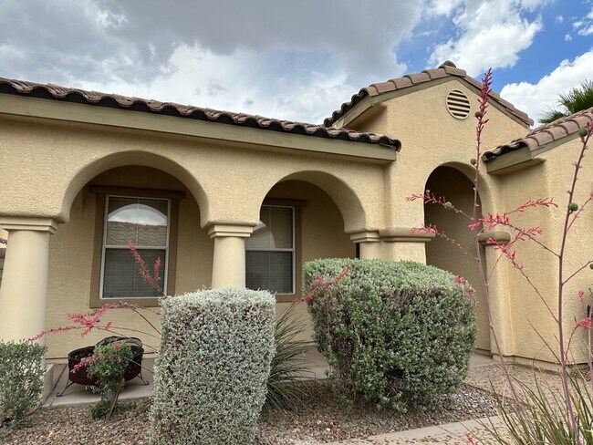 Foto del edificio - Single story town home with 3 bedrooms and 2 bath in Summerlin