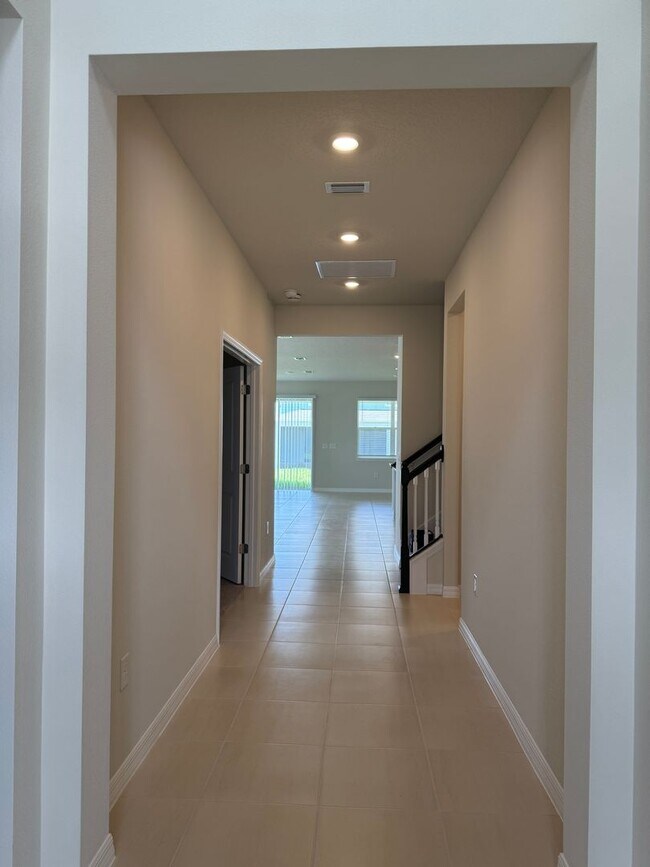 Foto del edificio - 5555 Settlingstone Ln