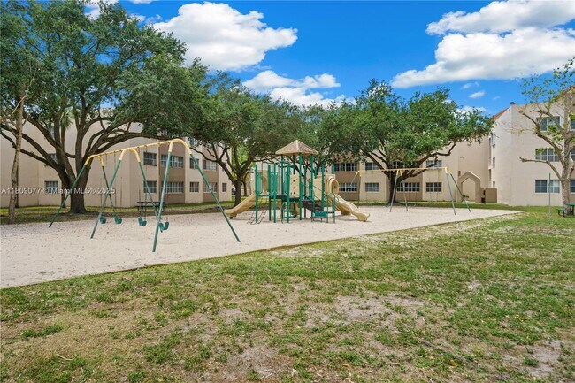 Building Photo - 6135 NW 186th St