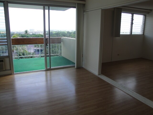 Building Photo - 4970 Kilauea Ave