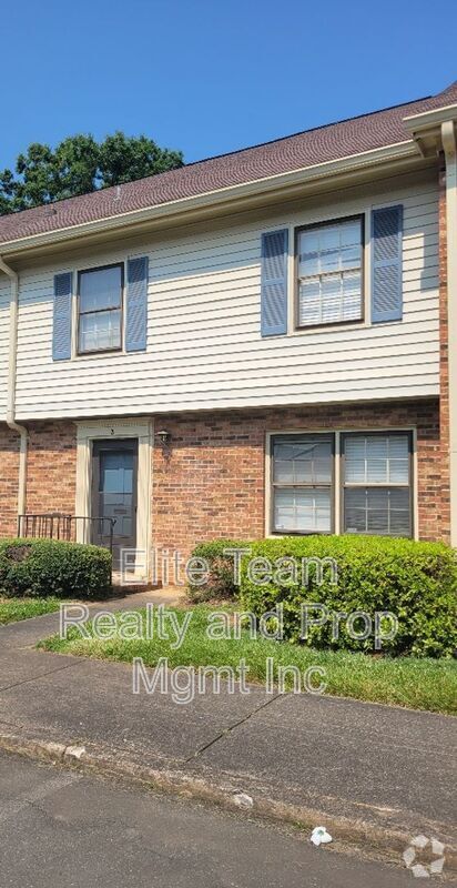 Building Photo - 1228 B Archdale Dr