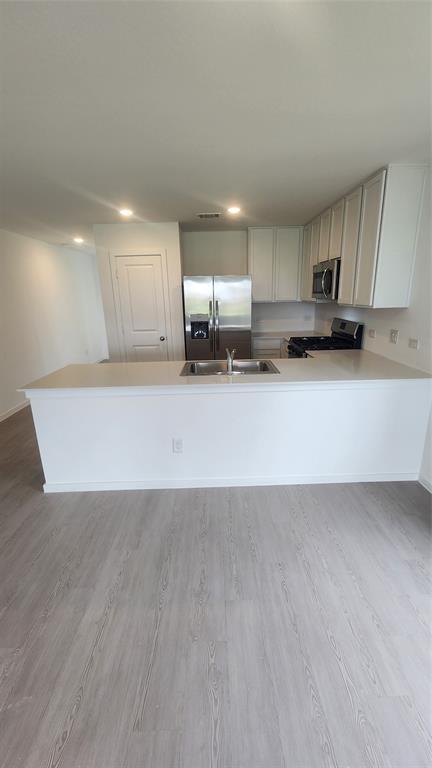 Foto del edificio - 27703 Village Cir Dr