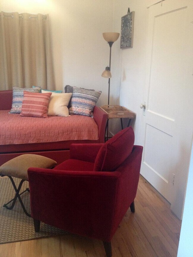 Foto del edificio - 856 E Carter St