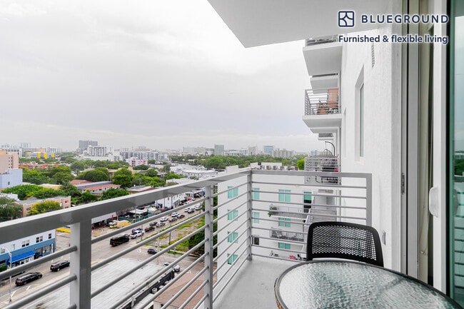 Foto del edificio - 729 NW 2nd St