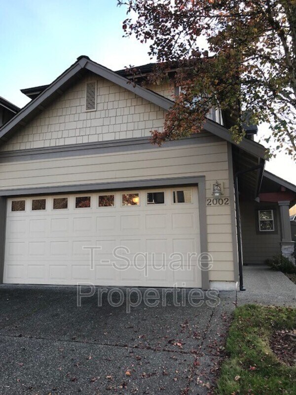 Foto principal - 13824 N Creek Dr