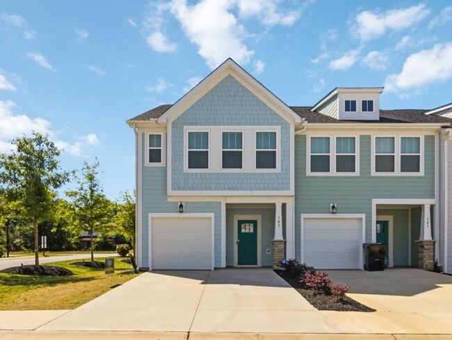 Building Photo - 105 Cobden Ct